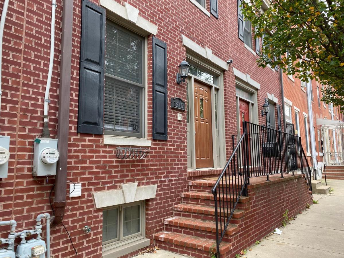 Alina & Fanny - Philadelphia 1210 Mt Vernon St Bagian luar foto